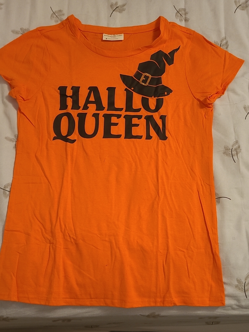 Hallo Queen Orange Graphic Tee - Picture 1 of 1
